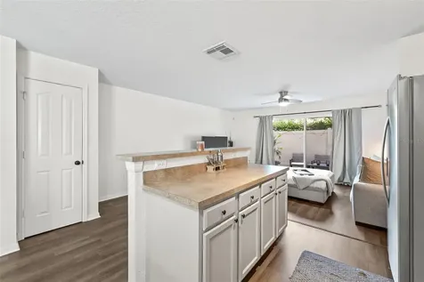 8715 Sheldon Creek Boulevard Tampa FL 33615