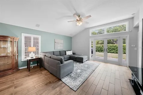 10205 Woodford Bridge Street Tampa FL 33626
