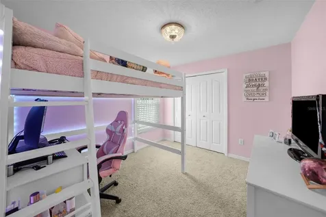 10205 Woodford Bridge Street Tampa FL 33626