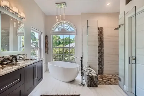 443 W Palm Valley Drive Oviedo FL 32765