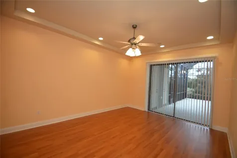 8 Lakeside Drive Palm Coast FL 32137