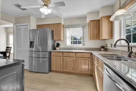 430 Harbourview Drive Haines City FL 33844