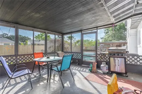 6126 Burhley Court Orlando FL 32809