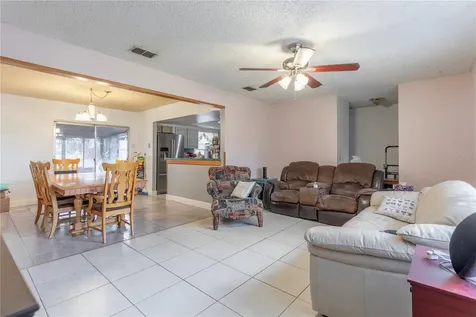 6126 Burhley Court Orlando FL 32809
