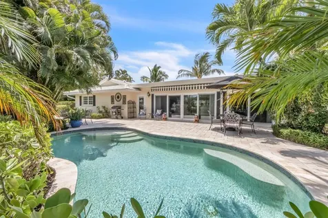 517 74th Street Holmes Beach FL 34217