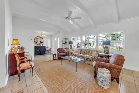 517 74th Street Holmes Beach FL 34217