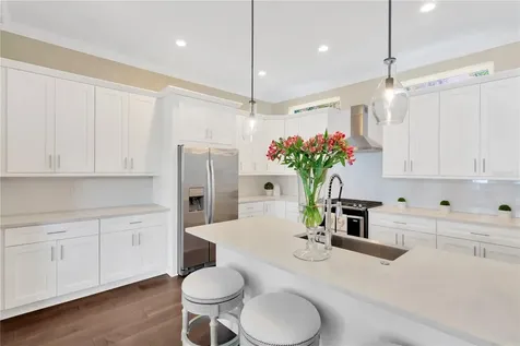 3505 S Macdill Avenue Tampa FL 33629