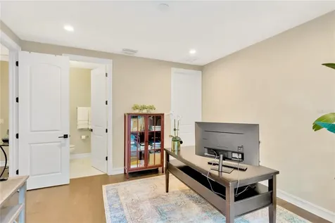 3505 S Macdill Avenue Tampa FL 33629