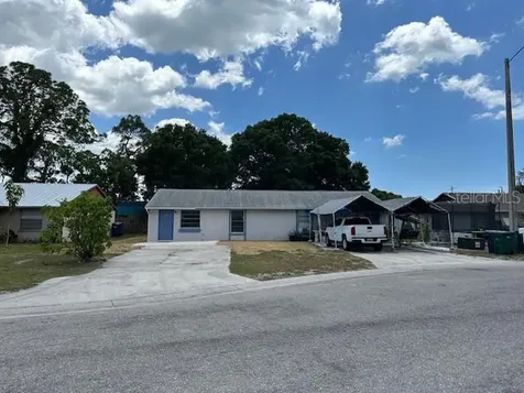 512 61st Avenue Terrace E Bradenton FL 34203