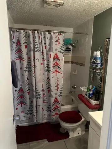 512 61st Avenue Terrace E Bradenton FL 34203