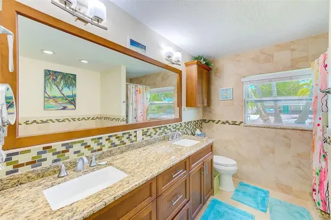 2754 64th Street N St Petersburg FL 33710