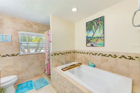 2754 64th Street N St Petersburg FL 33710