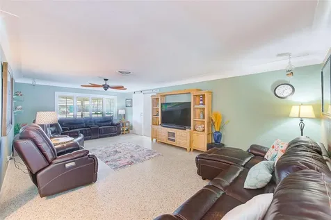 2754 64th Street N St Petersburg FL 33710