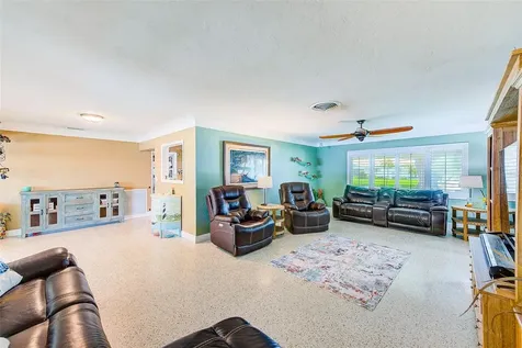2754 64th Street N St Petersburg FL 33710