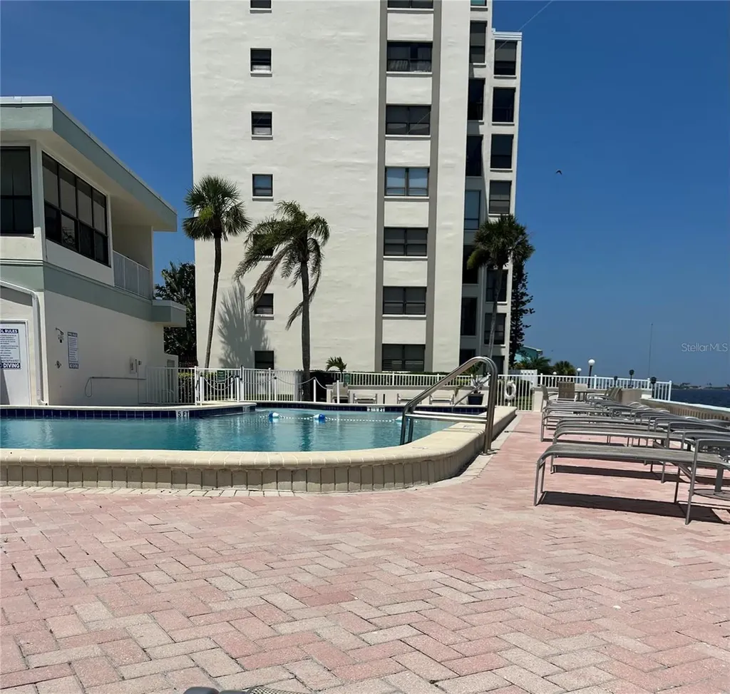 300 Woodette Drive Dunedin FL 34698