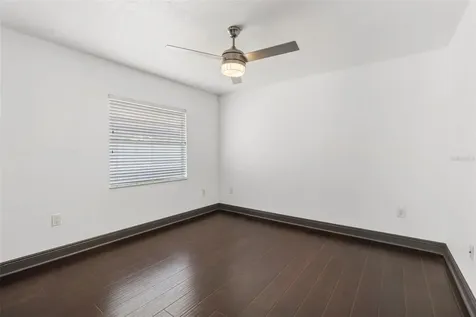 6105 Schooner Way Tampa FL 33615