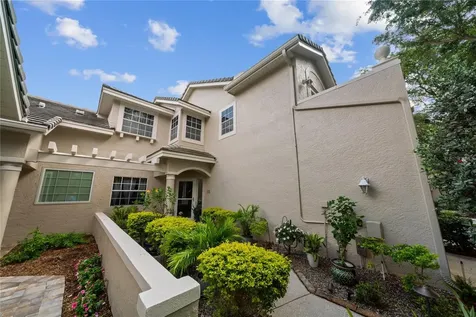 401 Fan Palm Court NE St Petersburg FL 33703