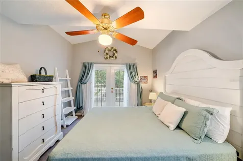 401 Fan Palm Court NE St Petersburg FL 33703