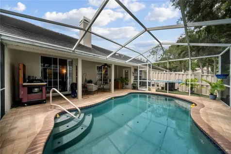 401 Fan Palm Court NE St Petersburg FL 33703