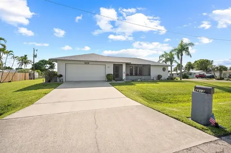 4313 SE 1st Court Cape Coral FL 33904