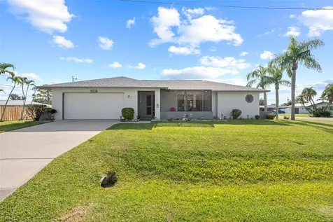 4313 SE 1st Court Cape Coral FL 33904