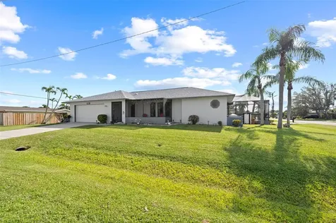 4313 SE 1st Court Cape Coral FL 33904