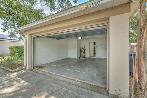 1901 Rudder Drive Valrico FL 33594
