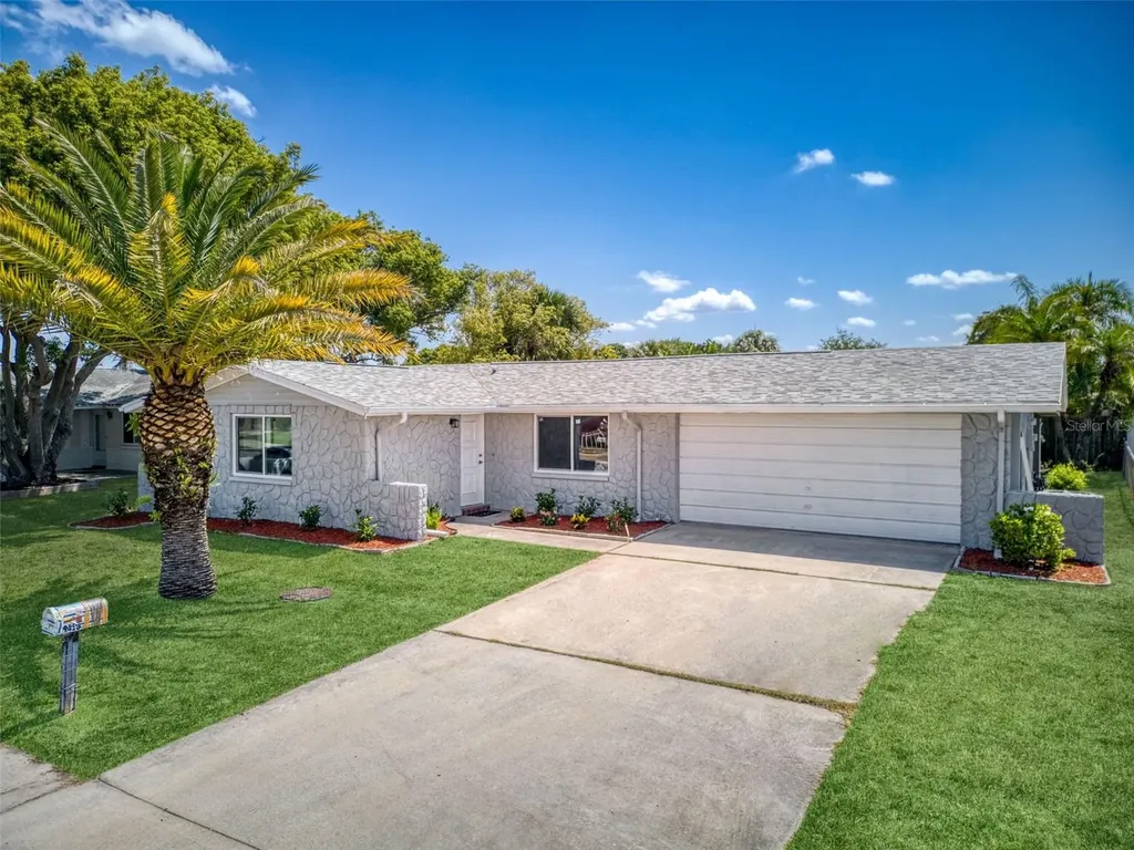 9416 Glen Moor Lane Port Richey FL 34668