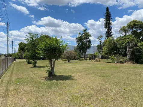 7825 New Tampa Highway Lakeland FL 33815