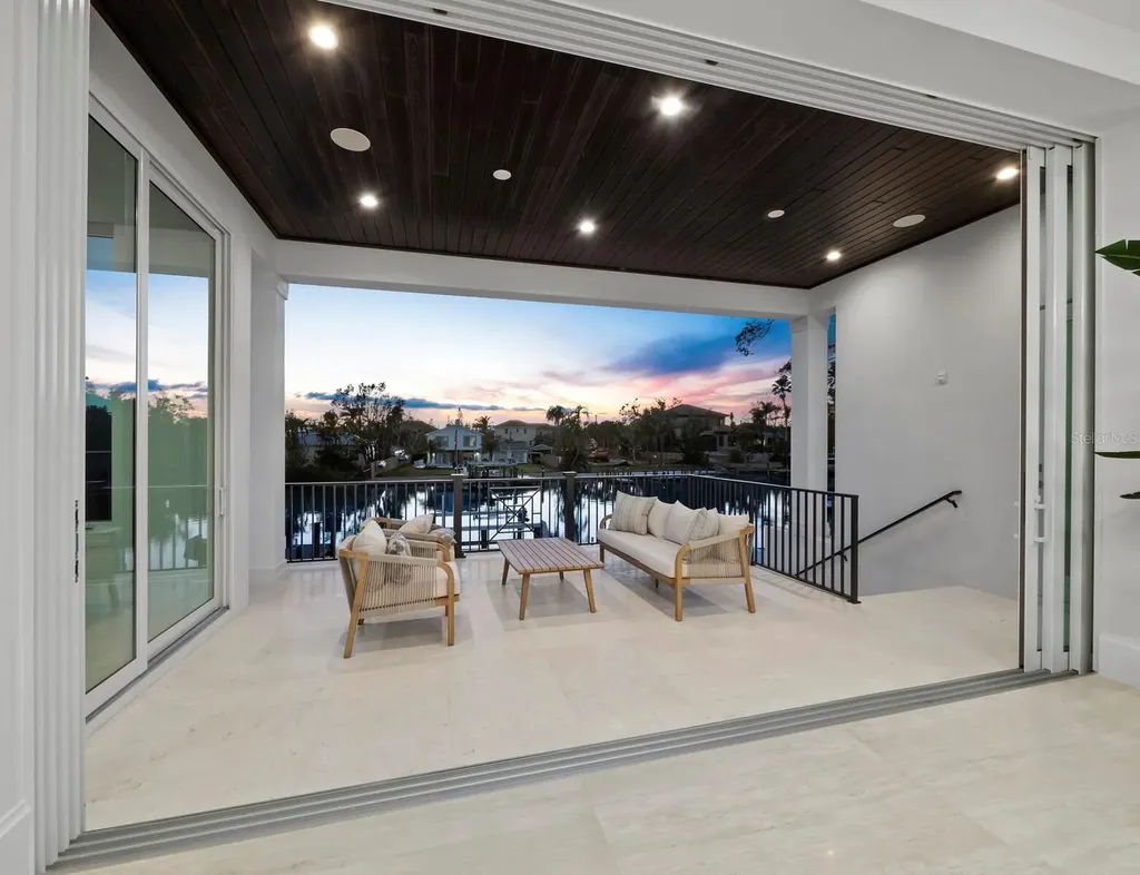 3550 Flamingo Avenue Sarasota FL 34242