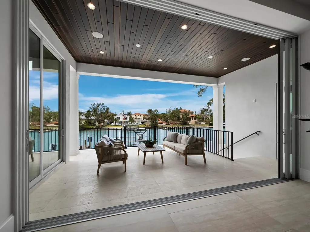 3550 Flamingo Avenue Sarasota FL 34242