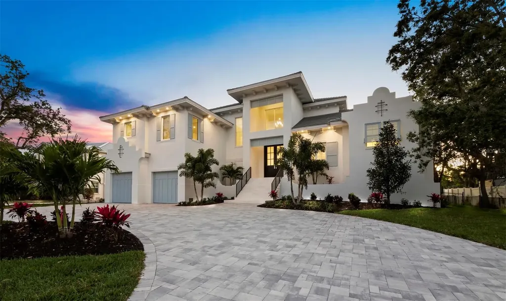 3550 Flamingo Avenue Sarasota FL 34242
