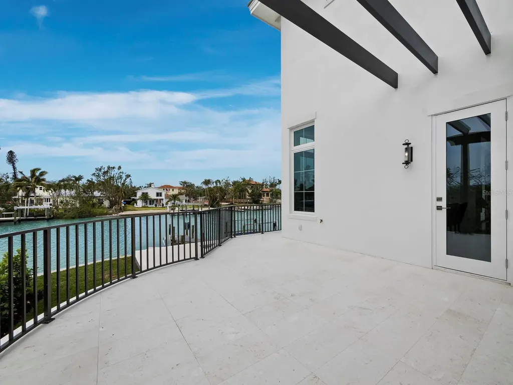 3550 Flamingo Avenue Sarasota FL 34242