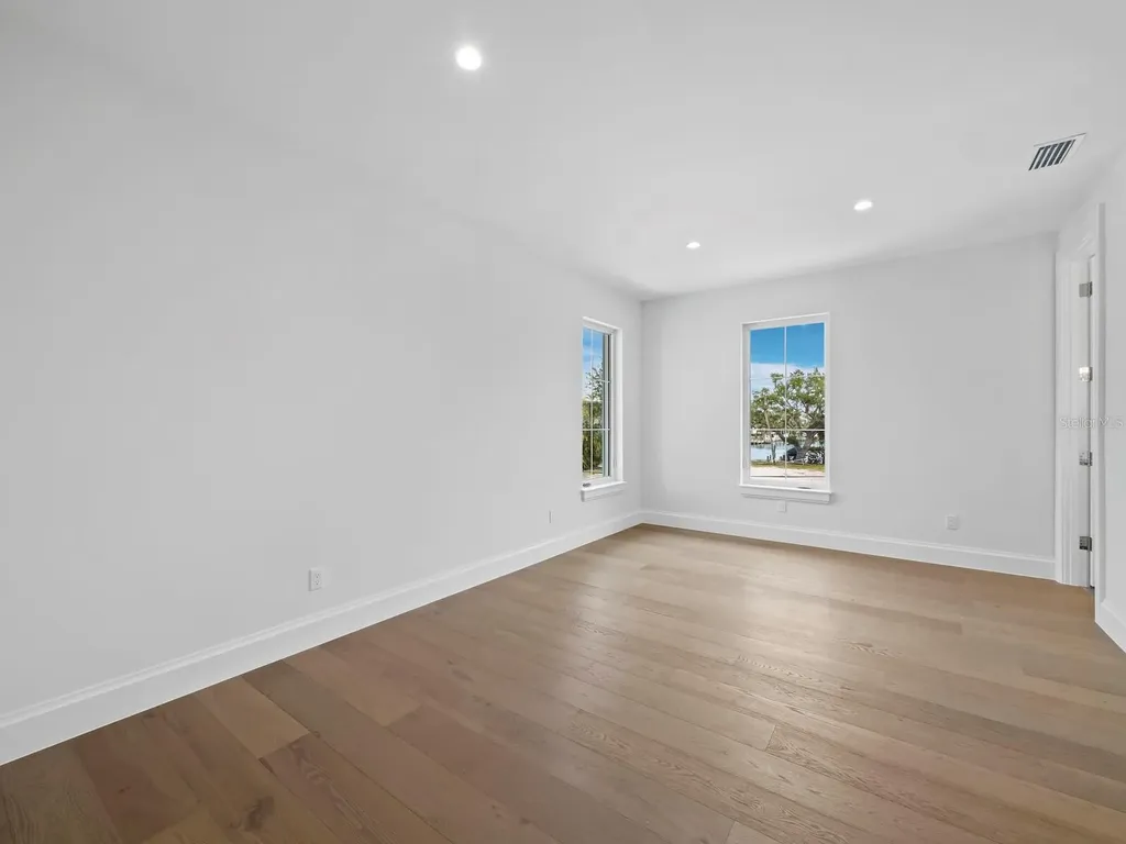 3550 Flamingo Avenue Sarasota FL 34242