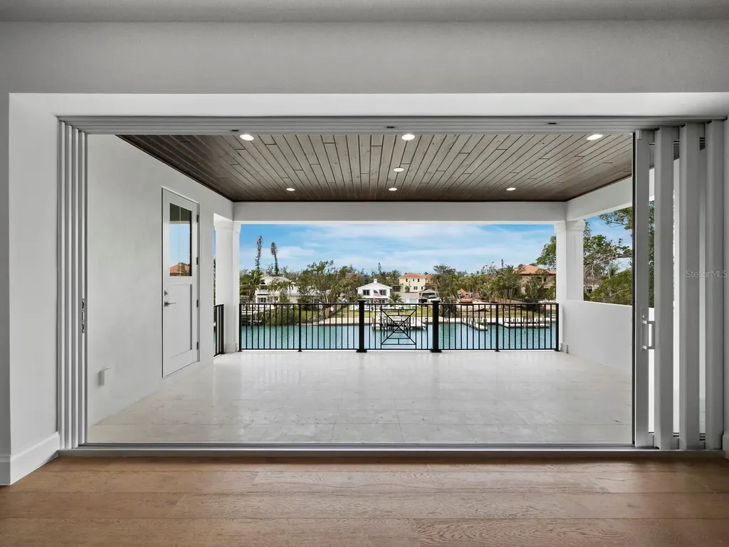 3550 Flamingo Avenue Sarasota FL 34242