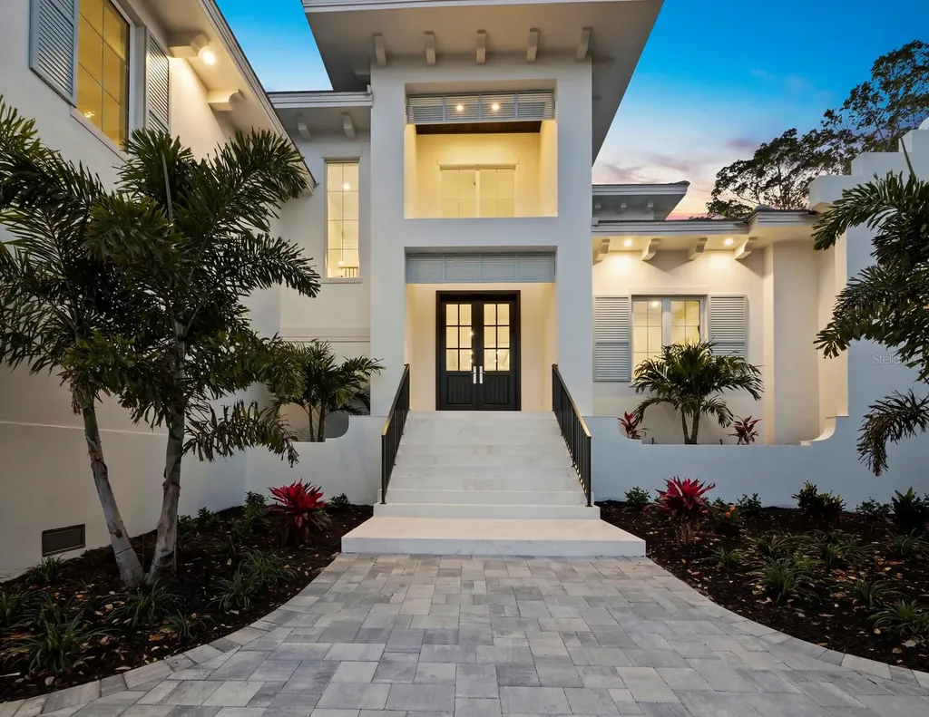 3550 Flamingo Avenue Sarasota FL 34242