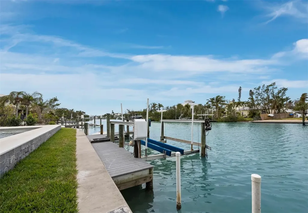 3550 Flamingo Avenue Sarasota FL 34242