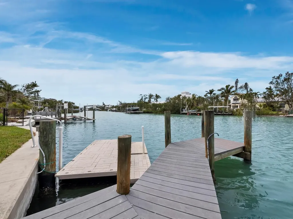 3550 Flamingo Avenue Sarasota FL 34242