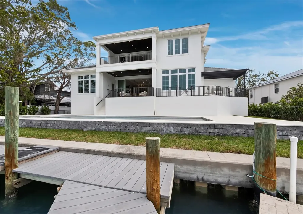 3550 Flamingo Avenue Sarasota FL 34242