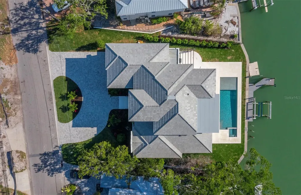 3550 Flamingo Avenue Sarasota FL 34242