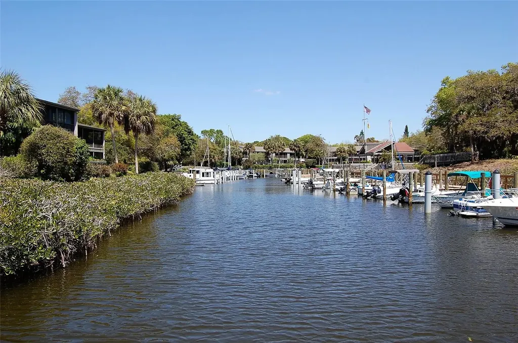 1720 Glenhouse Drive Sarasota FL 34231
