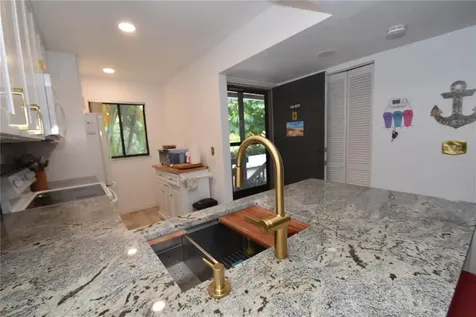 1720 Glenhouse Drive Sarasota FL 34231