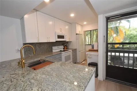 1720 Glenhouse Drive Sarasota FL 34231