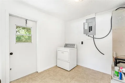 513 Little Wekiva Road Altamonte Springs FL 32714