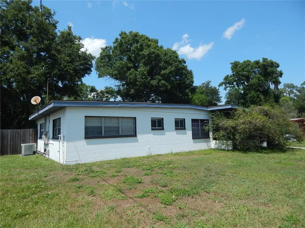 512 Langford Circle Plant City FL 33563