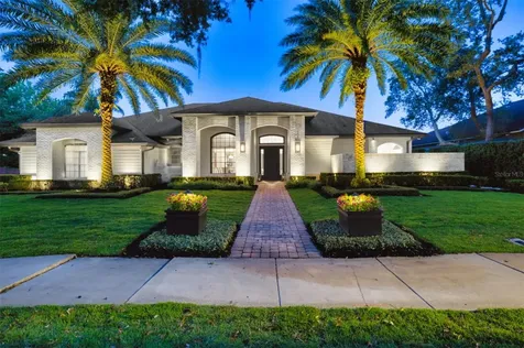 893 Lullwater Drive Oviedo FL 32765