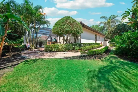893 Lullwater Drive Oviedo FL 32765