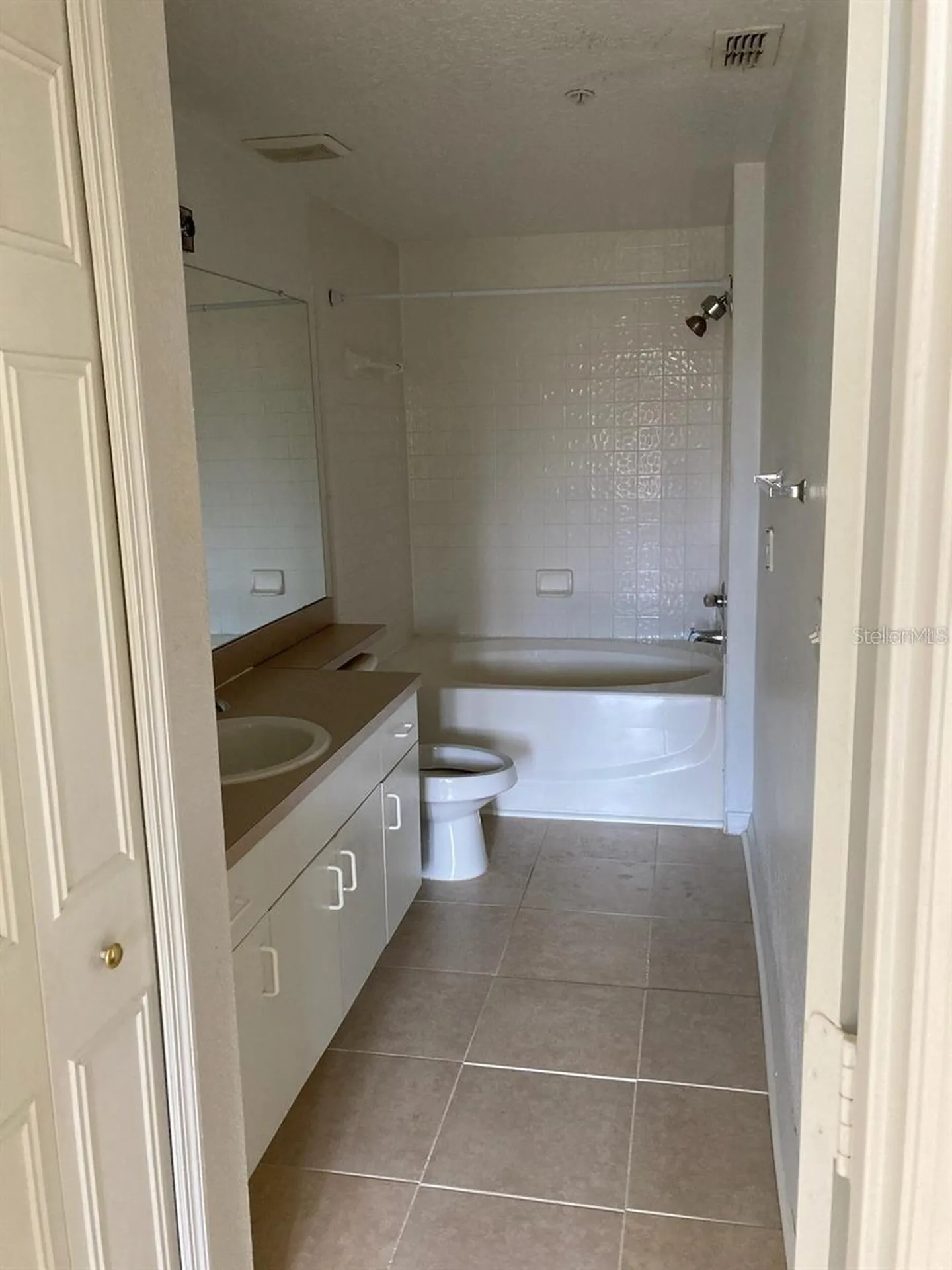 5500 Metrowest Boulevard Orlando FL 32811