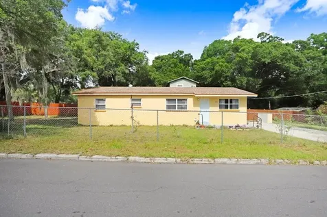 7802 N Riverdale Avenue Tampa FL 33604
