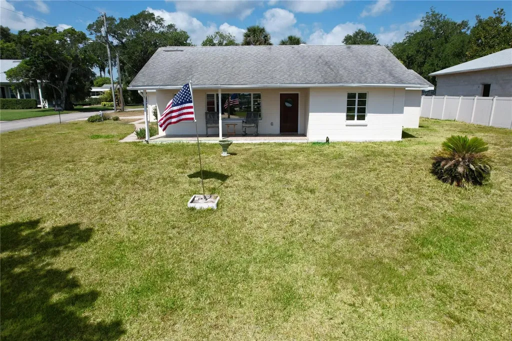 218 N Riverside Drive Edgewater FL 32132